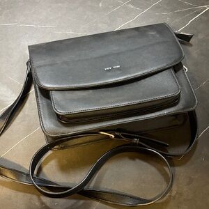 Pixie Mood Sleek Black Messenger Bag